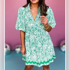 NWT UMGEE WHITE & GREEN PAISLEY DRESS SO ADORABLE